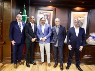 Acuerdan alcaldes de Juárez y El Paso promover la región para nuevos inversores