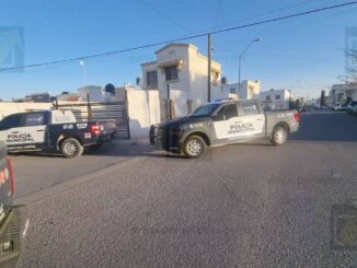 Moviliza a policías hombre intoxicado y golpeado en Urbi Villas del Rey