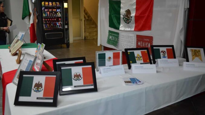 Fomenta Congreso del Estado la identidad nacional en el Día de la Bandera