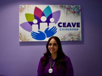 Brinda especialista de CEAVE contención en crisis a mujer que intentó suicidarse