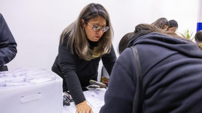 Entrega FGE a través de FANVI tarjetas de monedero electrónico a 4 mil 087 familias