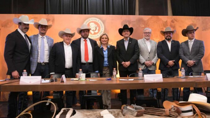 Toma protesta el nuevo Consejo Directivo de la Unión Ganadera Regional de Chihuahua