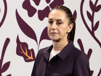 Sheinbaum celebra que la IA de X respondiera a Bukele que ella es la líder más popular