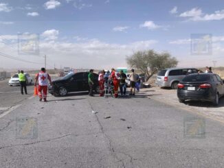 Choque en carretera Delicias deja dos mujeres lesionadas