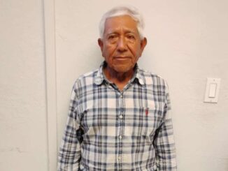 Buscan a familiares de hombre de 72 años extraviado
