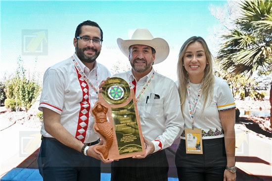 Reconocen a Grutas de Nombre de Dios como “Mejor destino de naturaleza para vivir una experiencia de aventura”
