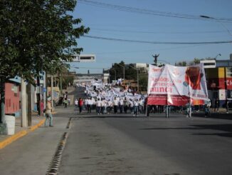  Sección 8 marcha con fuerza y unidad en defensa de los derechos de los trabajadores de la educación