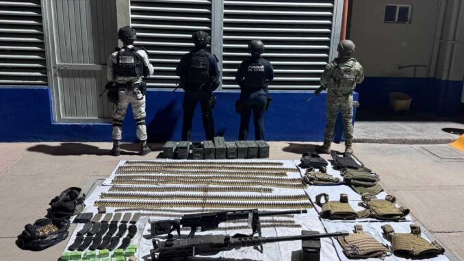 En Coyame aseguran arsenal y vehículo con reporte de robo