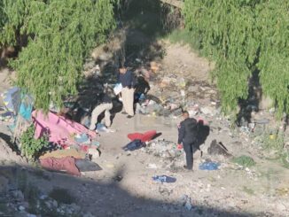 Encuentran encobijado en arroyo de la colonia Alfredo Chávez