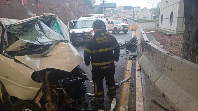 Fuerte accidente en la Supervía Poniente, en CDMX, deja tres muertos
