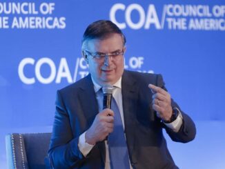 EE.UU. aplicará descuentos arancelarios a México de entre 40 y 50% en autos y autopartes: Ebrard